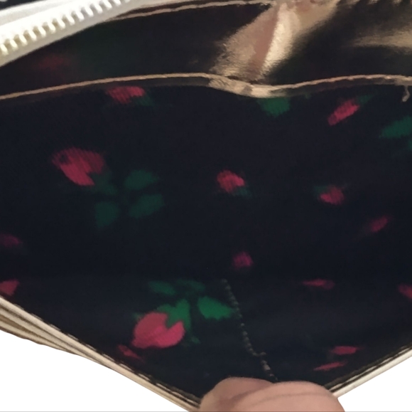 Betsey Johnson Leopard Print Wallet GUC - Picture 5 of 8